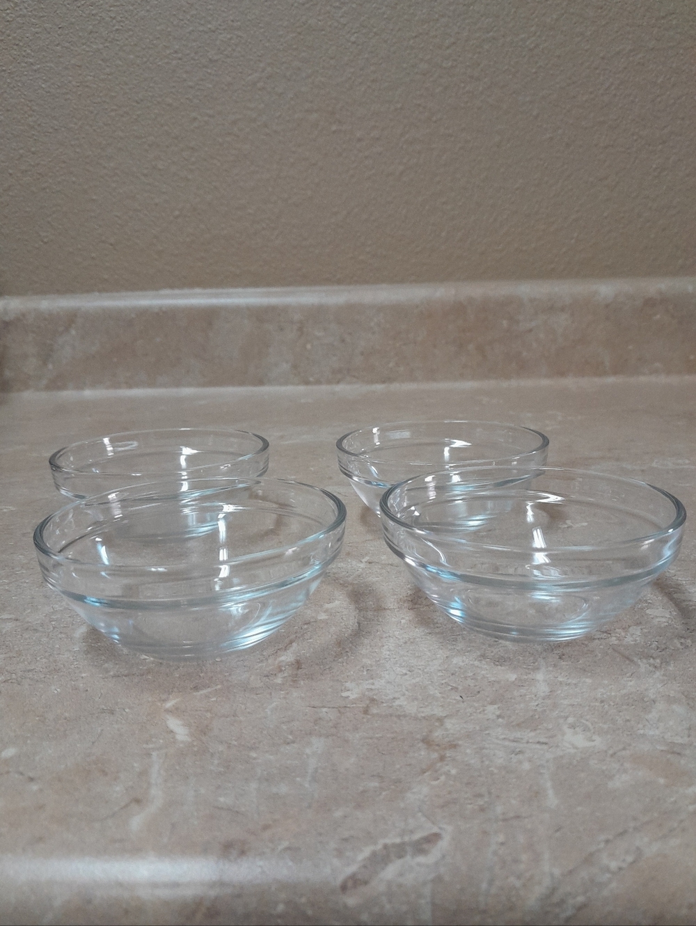 Set of 4 Clear Glass Prep Bowls NWT Size:OS  Geenbrier International